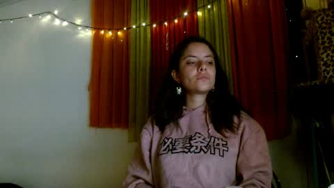 Snapshot of soka_lovers_04_ chatting on December 17, 2024, 3:06 am Sofia online show from December 17, 2024, 3:06 am