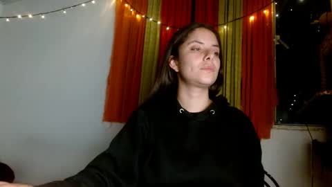 Snapshot of soka_lovers_04_ chatting on January 6, 2025, 2:37 am Sofia online show from January 6, 2025, 2:37 am