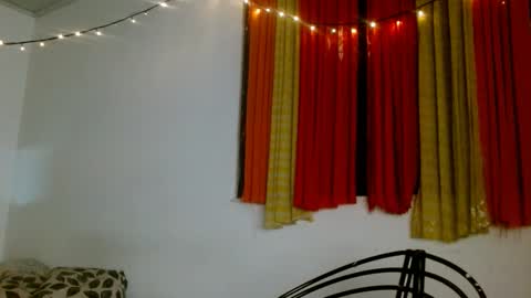 Snapshot of soka_lovers_04_ chatting on January 11, 2025, 3:02 am Sofia online show from January 11, 2025, 3:02 am