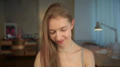 Bella online show from February 22, 2025, 2:41 pm