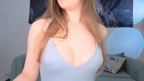 Snapshot of solaralice chatting on May 8, 2026, 3:17 pm SolarAlice online show from May 8, 2026, 3:17 pm