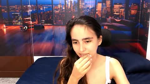 solarboom18 online show from October 19, 2025, 7:14 pm