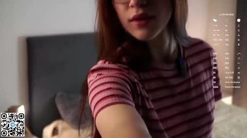 Snapshot of solaundree chatting on October 5, 2025, 11:35 pm Ela online show from October 5, 2025, 11:35 pm