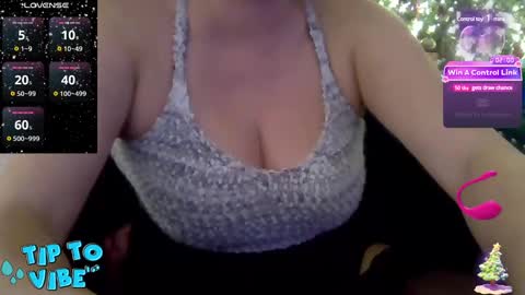 solesticia online show from December 17, 2024, 12:56 am