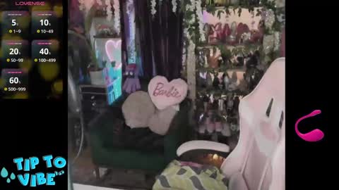 solesticia online show from March 7, 2025, 1:31 am