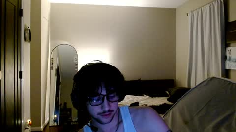 Solis3 online show from April 6, 2026, 3:37 am