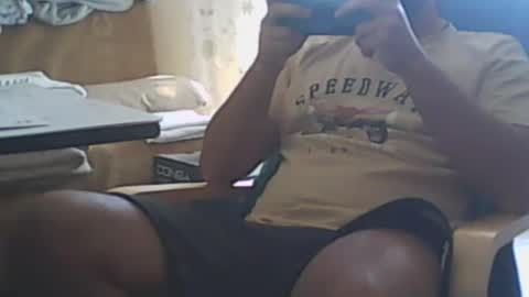 Snapshot of solo4u2 chatting on December 1, 2025, 12:32 pm solo4u2 online show from December 1, 2025, 12:32 pm