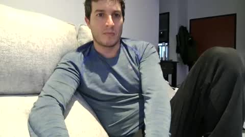 solo_en_casaa online show from July 8, 2026, 8:46 pm