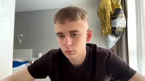 Snapshot of solofury chatting on June 22, 2026, 10:01 am Jett online show from June 22, 2026, 10:01 am