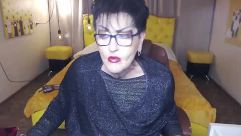 sondrariddle online show from May 3, 2026, 6:58 pm