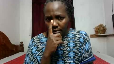 sonia3050 online show from December 15, 2025, 7:23 am