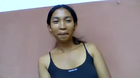 sonia4000 online show from July 14, 2026, 10:21 am