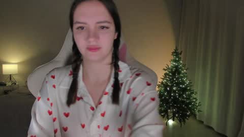Snapshot of sonia_moon_ chatting on January 6, 2025, 2:04 am sonia_moon_ online show from January 6, 2025, 2:04 am