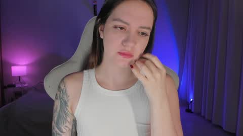 Snapshot of sonia_moon_ chatting on January 10, 2025, 1:32 am sonia_moon_ online show from January 10, 2025, 1:32 am