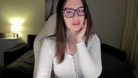 Snapshot of sonia_moon_ chatting on March 2, 2025, 1:26 am sonia_moon_ online show from March 2, 2025, 1:26 am