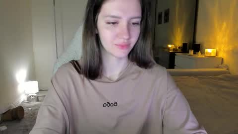 Snapshot of sonia_moon_ chatting on October 9, 2025, 3:04 am sonia_moon_ online show from October 9, 2025, 3:04 am