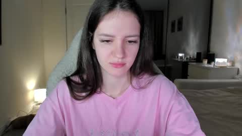 Snapshot of sonia_moon_ chatting on October 10, 2025, 2:54 am sonia_moon_ online show from October 10, 2025, 2:54 am