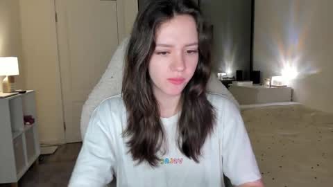 Snapshot of sonia_moon_ chatting on October 28, 2025, 2:59 am sonia_moon_ online show from October 28, 2025, 2:59 am