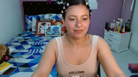 soniafuckboobs online show from December 18, 2024, 6:25 pm