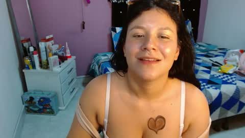 sonialatin69 online show from December 11, 2024, 6:31 pm