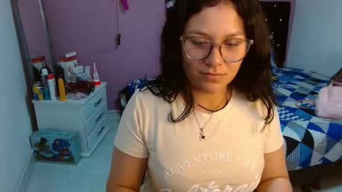 sonialatin69 online show from December 13, 2024, 6:59 pm