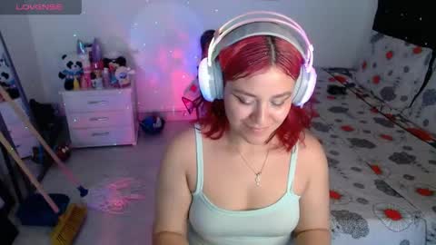 Snapshot of soniaplayboobs chatting on May 12, 2026, 8:17 pm soniaplayboobs online show from May 12, 2026, 8:17 pm