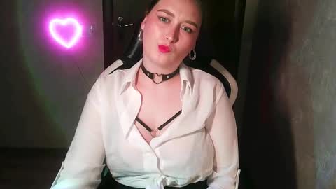 OksiFels online show from September 18, 2025, 10:45 pm