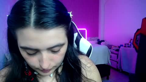 sonic_jess07 online show from May 10, 2026, 12:38 am