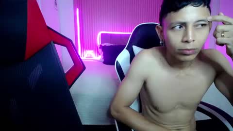 sonic_jess07 online show from June 20, 2026, 12:19 pm
