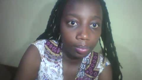 sonnie_is_pretty online show from May 28, 2026, 8:28 pm