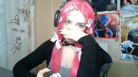 Mila online show from May 20, 2026, 3:18 pm