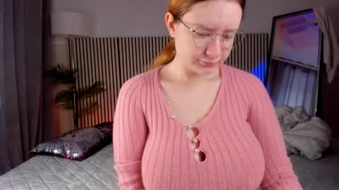 Snapshot of sonya_baby chatting on April 13, 2026, 10:32 am SONIA online show from April 13, 2026, 10:32 am