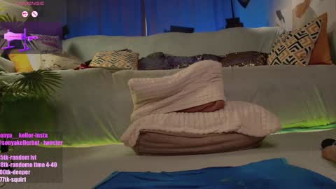 Sonya    online show from October 17, 2025, 2:19 pm