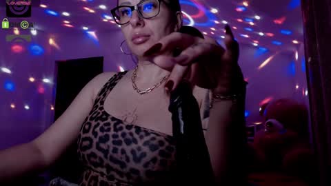 Sonia online show from December 9, 2024, 4:01 am