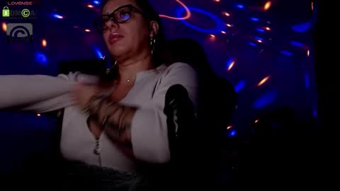 Snapshot of sonyadevon chatting on January 11, 2026, 6:57 pm Sonia online show from January 11, 2026, 6:57 pm