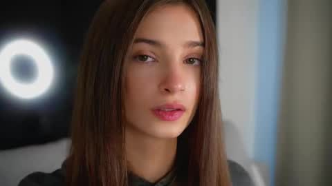 Snapshot of sonyaericsson chatting on October 6, 2025, 9:18 am Eva 3 online show from October 6, 2025, 9:18 am