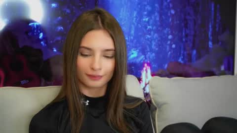 Snapshot of sonyaericsson chatting on November 10, 2025, 6:01 am Eva 3 online show from November 10, 2025, 6:01 am