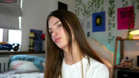 Snapshot of sonyaericsson chatting on March 3, 2026, 8:31 am Eva 3 online show from March 3, 2026, 8:31 am