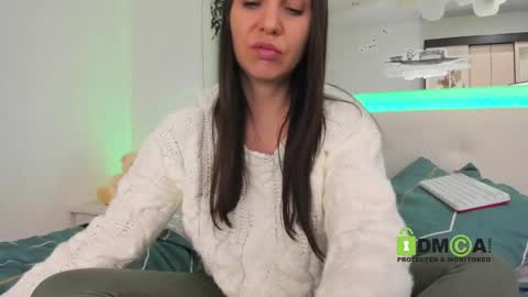 Snapshot of sonyaparadise937 chatting on January 31, 2025, 3:30 am SonyaParadise online show from January 31, 2025, 3:30 am