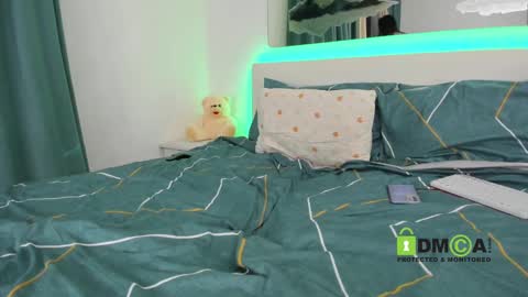 Snapshot of sonyaparadise937 chatting on February 21, 2025, 10:28 am SonyaParadise online show from February 21, 2025, 10:28 am