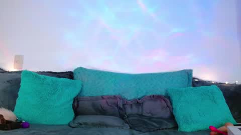 soofy online show from December 4, 2024, 5:49 am