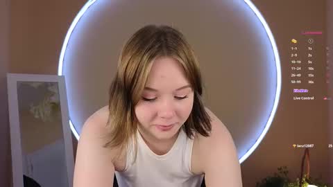 Snapshot of sophi_x chatting on October 12, 2025, 11:42 am Sophie online show from October 12, 2025, 11:42 am