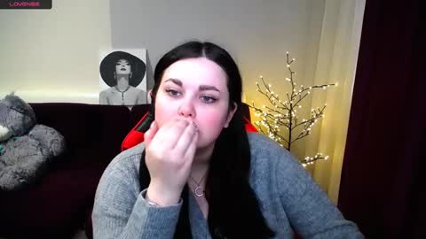 sophia__olsen online show from March 1, 2025, 6:35 am