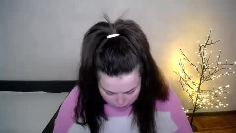 sophia__olsen online show from April 30, 2026, 5:58 am