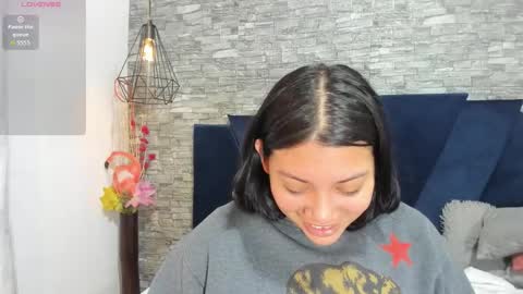 Snapshot of sophia_brunett chatting on September 12, 2025, 10:48 am Sophia  online show from September 12, 2025, 10:48 am