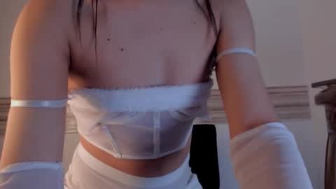 Snapshot of sophia_cambpell chatting on October 18, 2025, 9:48 pm Sophia online show from October 18, 2025, 9:48 pm