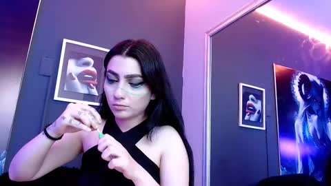 sophia hottie online show from February 25, 2025, 5:47 pm