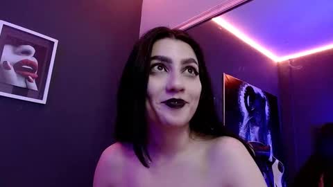sophia hottie online show from February 26, 2025, 4:56 pm