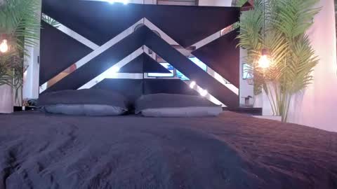 Snapshot of sophia_greey_ chatting on April 21, 2026, 6:44 pm Shopia online show from April 21, 2026, 6:44 pm