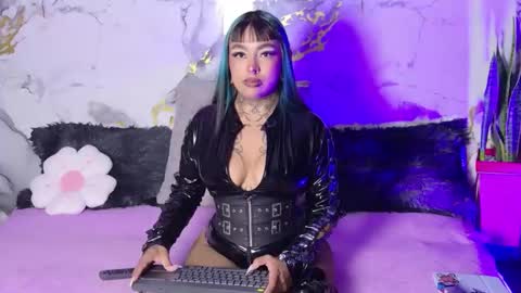 sophia online show from June 5, 2026, 6:52 am